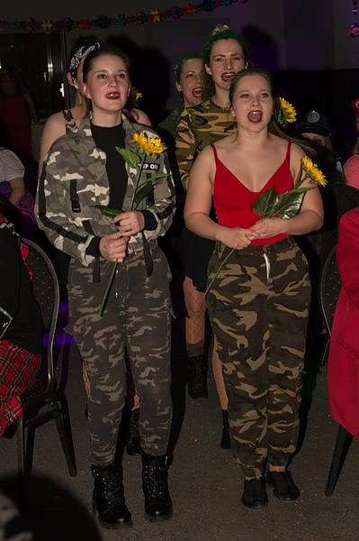 Salzaer N&auml;rrinnen und Narren feierten im Jugendclubhaus