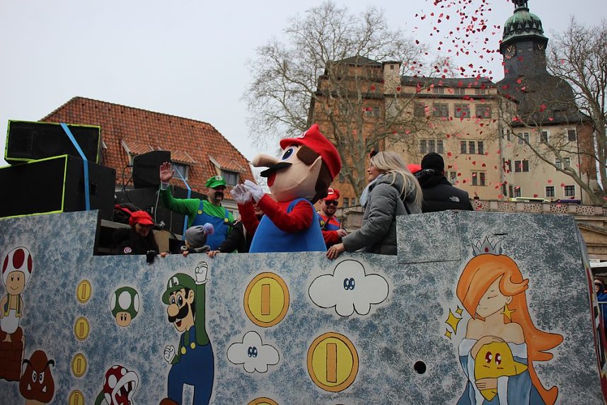 Rosenmontag auf dem Markt Sondershausen