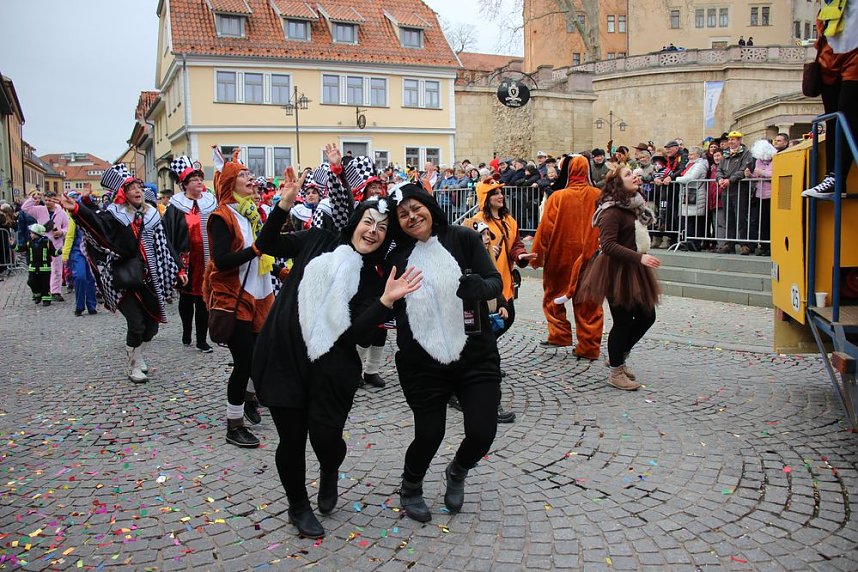 Rosenmontag auf dem Markt Sondershausen