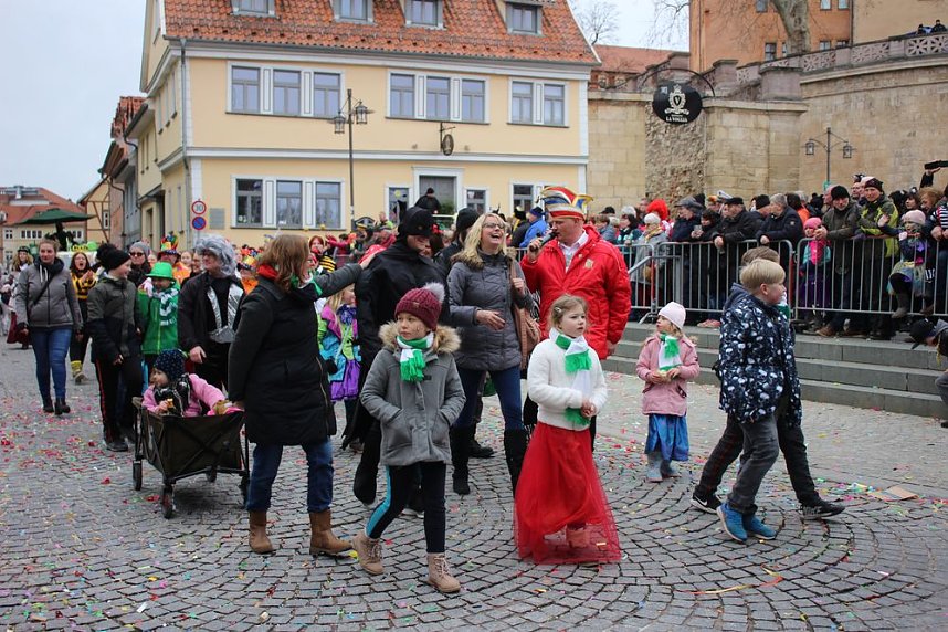 Rosenmontag auf dem Markt Sondershausen