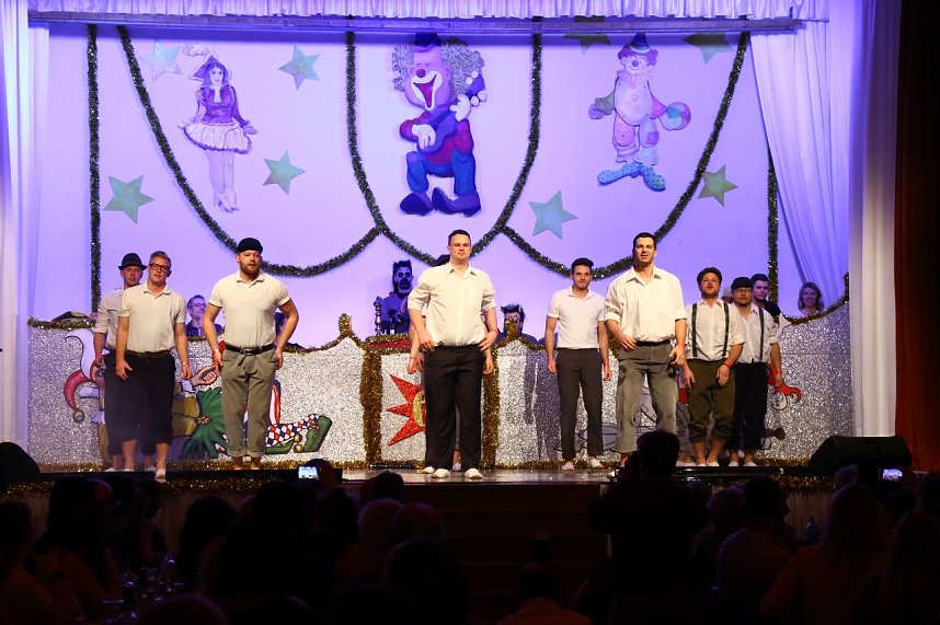 13. M&auml;nnertanzwettbewerb