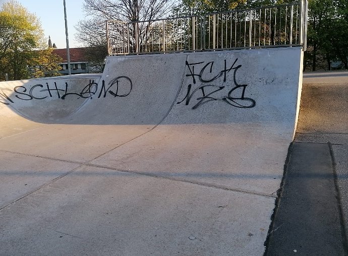 Schmierereien an st&auml;dtischen Fassaden