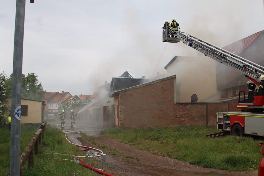 Dachstuhlbrand in Heringen 