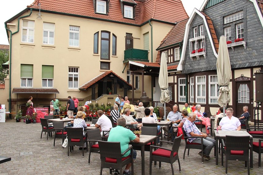 Erster Nordh&auml;user Rosenmarkt