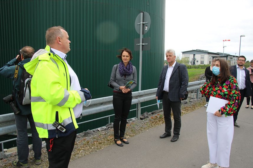 Besuch der Staatssekret&auml;rin in Bielen