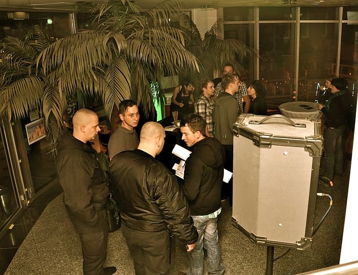 Party in der Atrium Passage