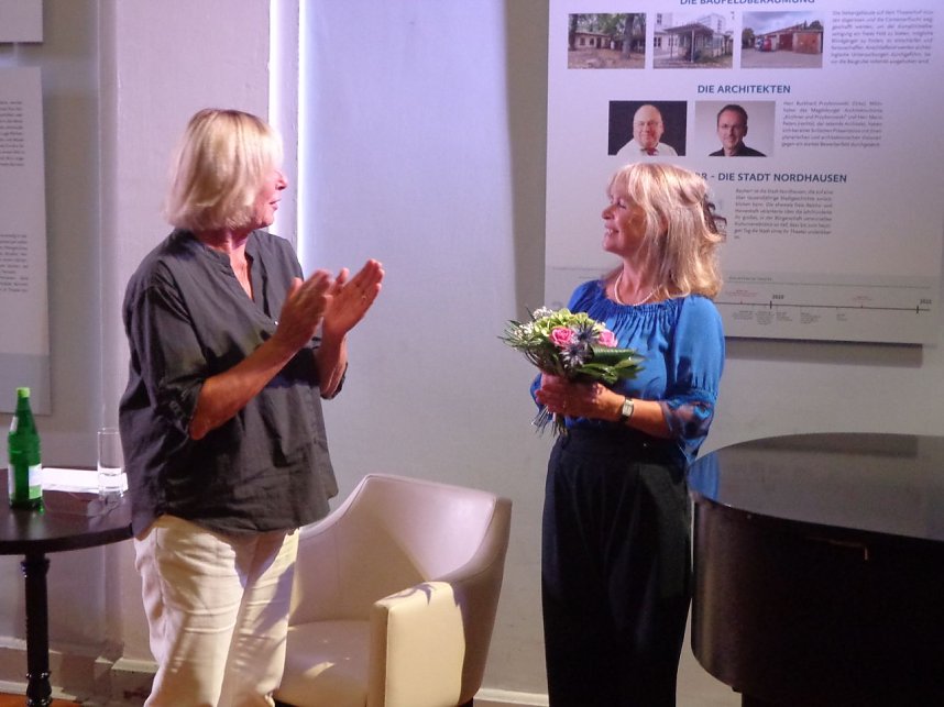 Man ist wieder da: der F&ouml;rderverein des Theaters lud zum Talk mit S&auml;ngerin Brigitte Roth