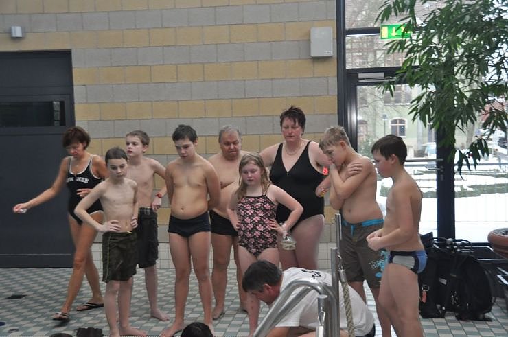 Mega-Poolparty im Badehaus