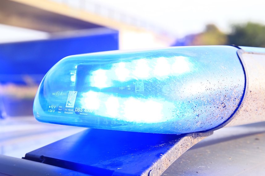 Autobrand auf Autobahn