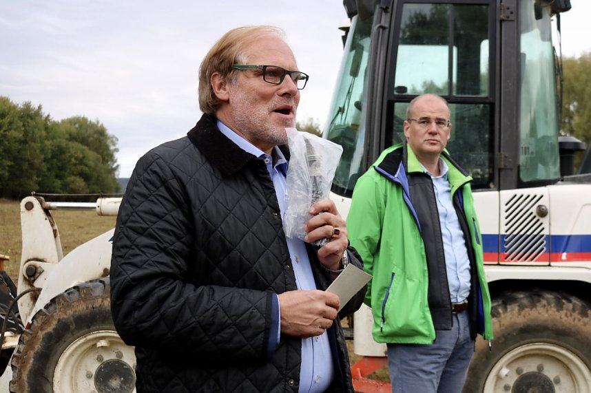 Beim Spatenstich zum Radweg Ellrich-Walkenried