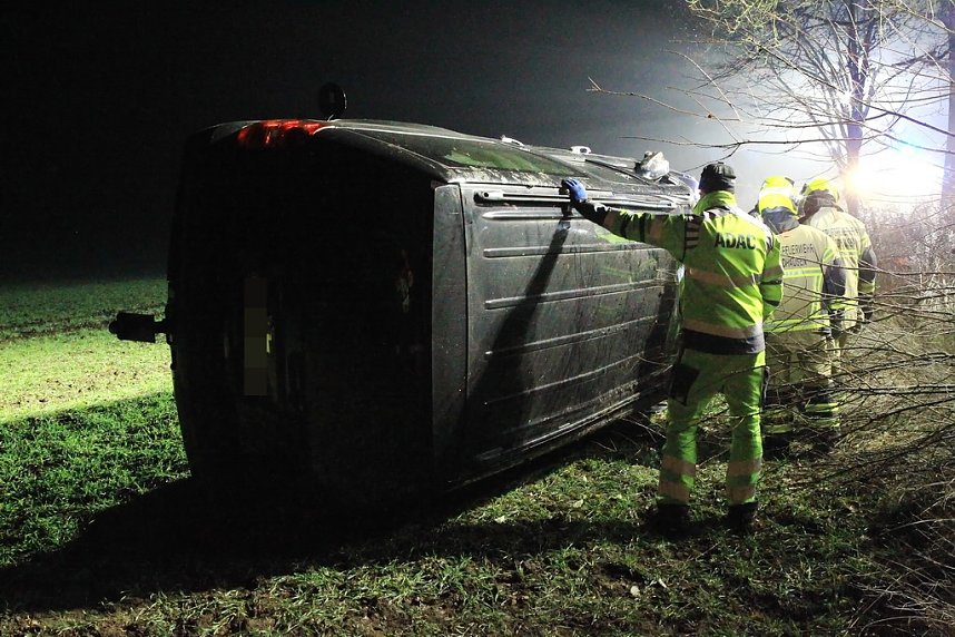 Wildunfall mit &Uuml;berschlag