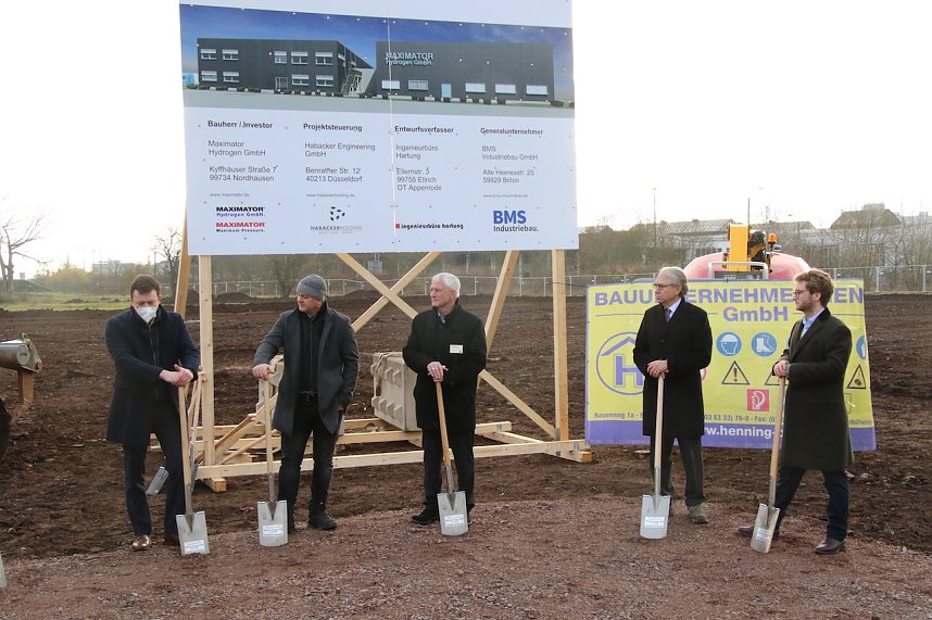 Spatenstich auf der Darre f&uuml;r Wasserstofftankstellen-Werk