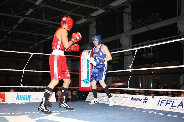 Dramatische Boxnacht (2)