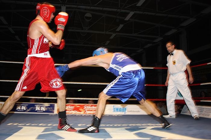 Dramatische Boxnacht (2)