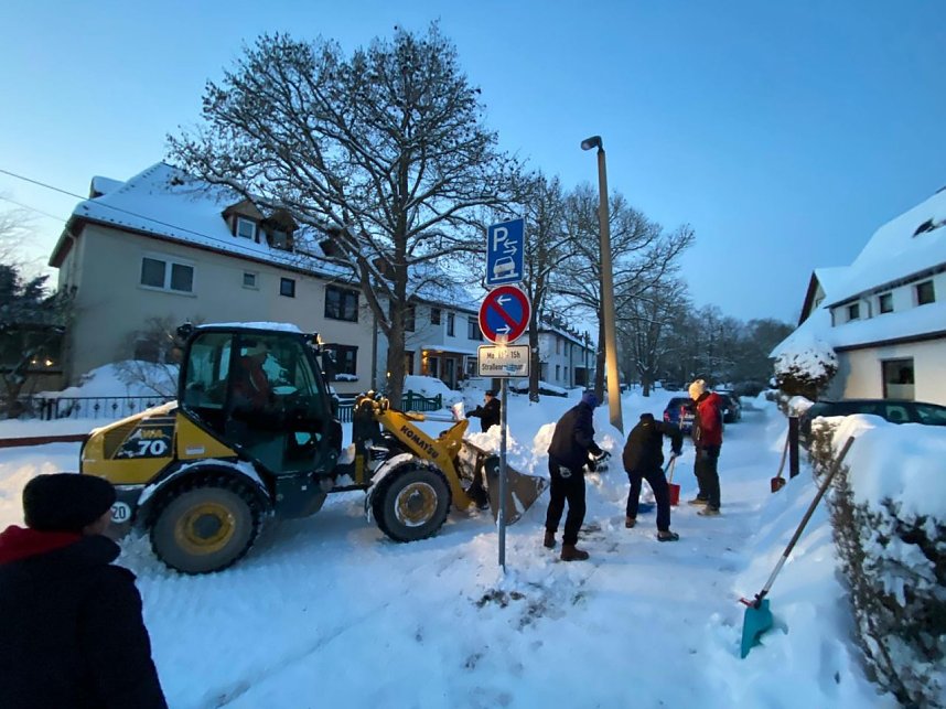 R&auml;umungsarbeiten an der Bleiche