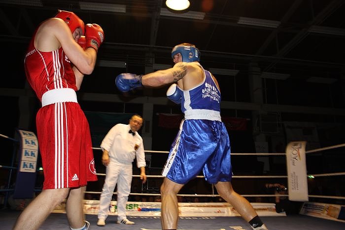 Dramatische Boxnacht (3)