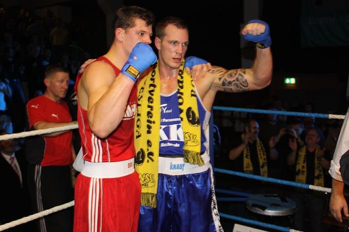 Dramatische Boxnacht (3)