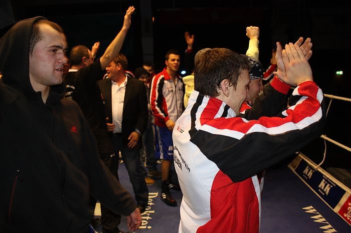 Dramatische Boxnacht (3)