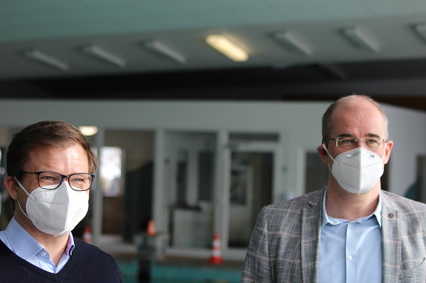 Flie&szlig;en F&ouml;rdermittel f&uuml;r Sollstedts Schwimmhalle?