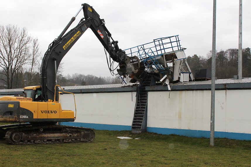 Abriss der Sprecherkabine im AKS