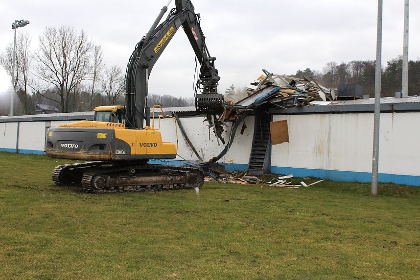 Abriss der Sprecherkabine im AKS