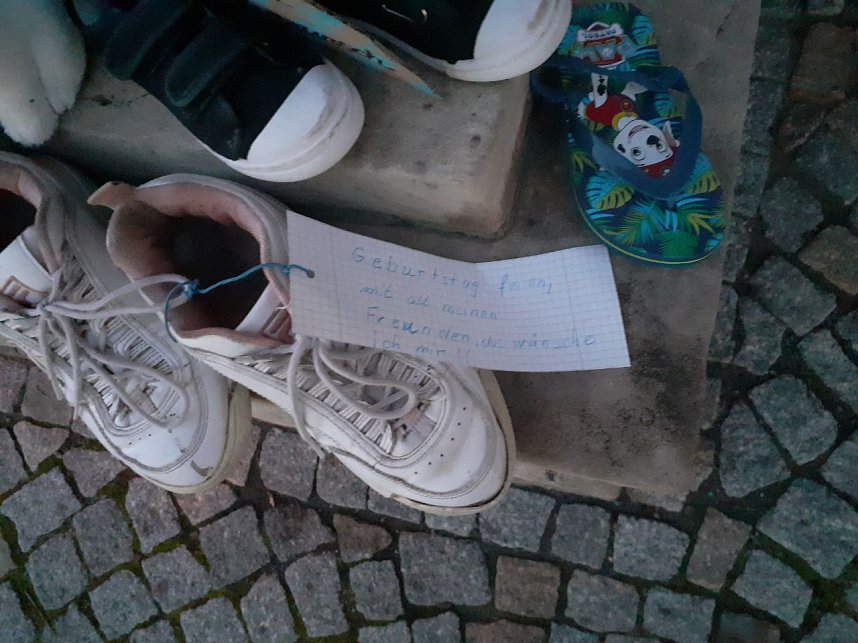 Protestaktion vorm Nordh&auml;user Rathaus