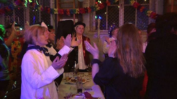 N&auml;rrische Weiber