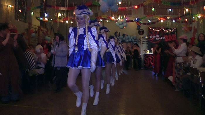 N&auml;rrische Weiber