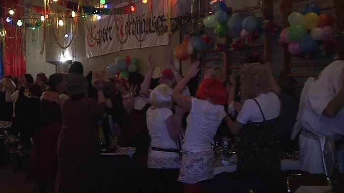 N&auml;rrische Weiber