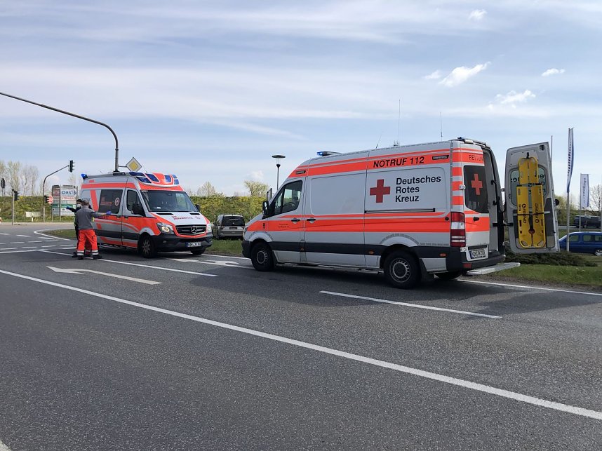 Unfall auf der B4 bei Sundhausen