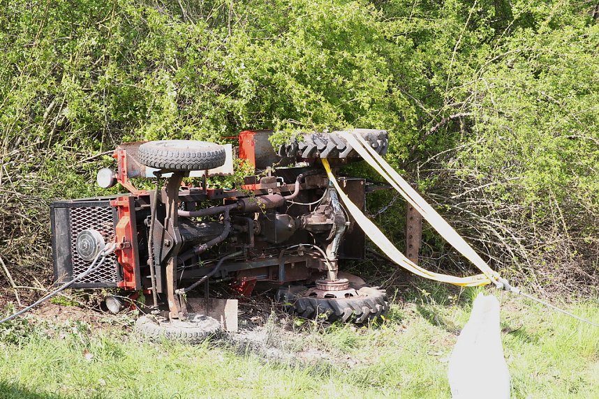 Gespann &uuml;berschlug sich in der Goldenen Aue