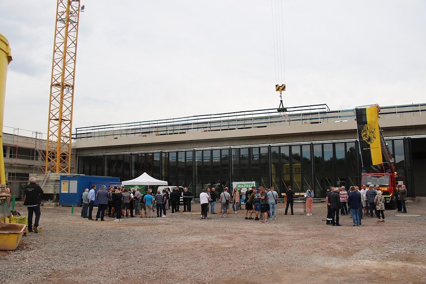 Richtfest in der Zorgestra&szlig;e