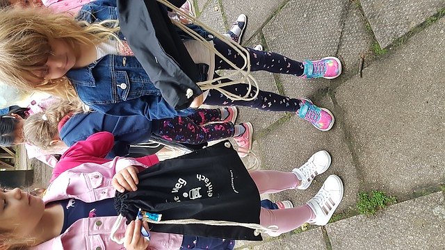 &Uuml;bergabe Turnb&ouml;ckchen ans "Haus Kunterbunt"