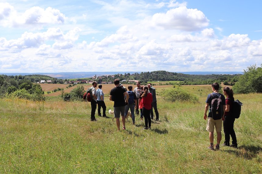 Erste Wanderung auf dem Urwaldpfad bei R&uuml;digsdorf