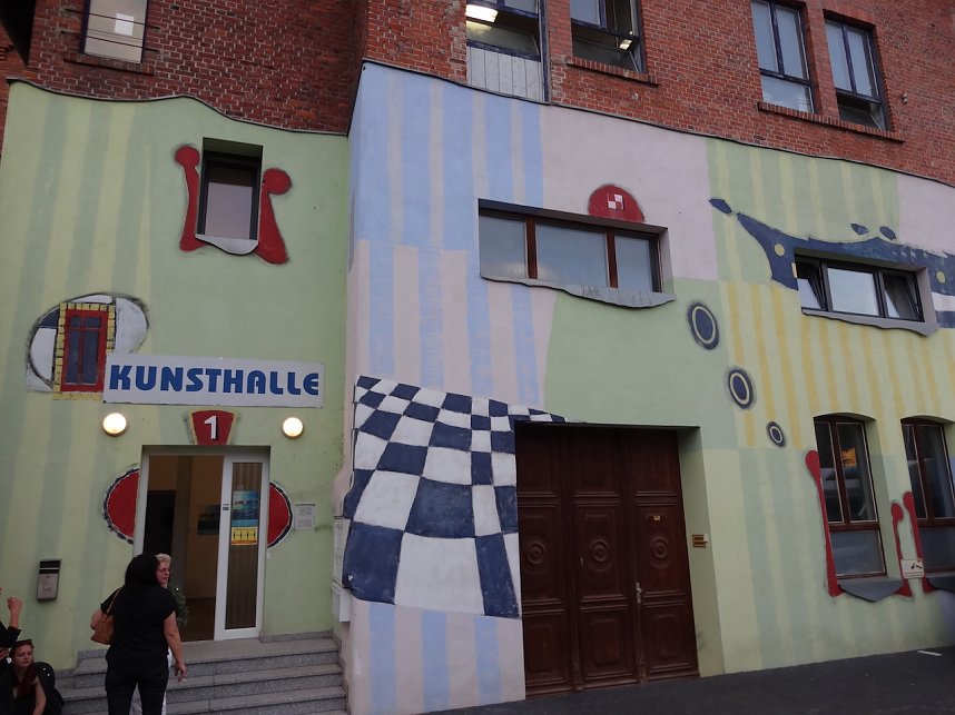 Der Nordh&auml;user Maler J&uuml;rgen Rennebach stellt in Arnstadt aus