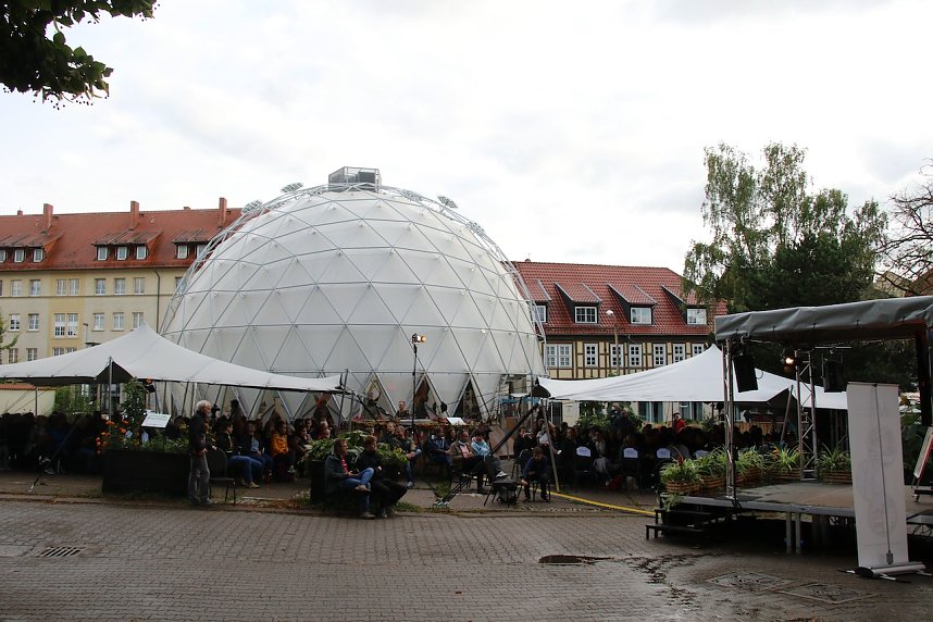 Prof. Harald Lesch war gestern Abend zu Gast am Klima-Pavillon in Nordhausen