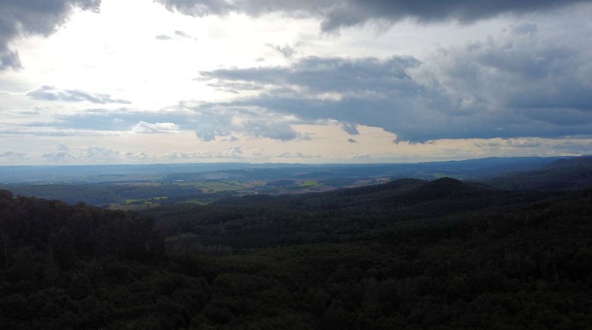 Ungew&ouml;hnliche An- und Aussichten bei Herrmannsacker