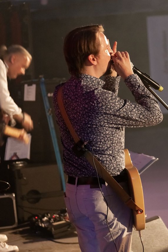 FRANZ KARAFKA und G&auml;ste auf dem Parkdeck der Marktpassage