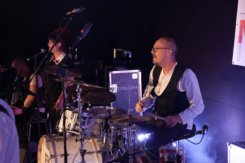 FRANZ KARAFKA und G&auml;ste auf dem Parkdeck der Marktpassage