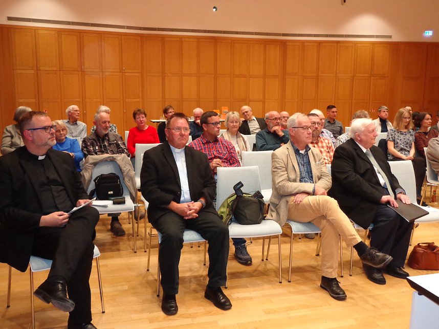 Buchvorstellung im B&uuml;rgerhaus