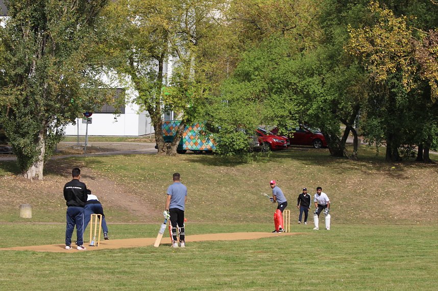 Cricket f&uuml;r jedermann auf dem Nordh&auml;user Campus