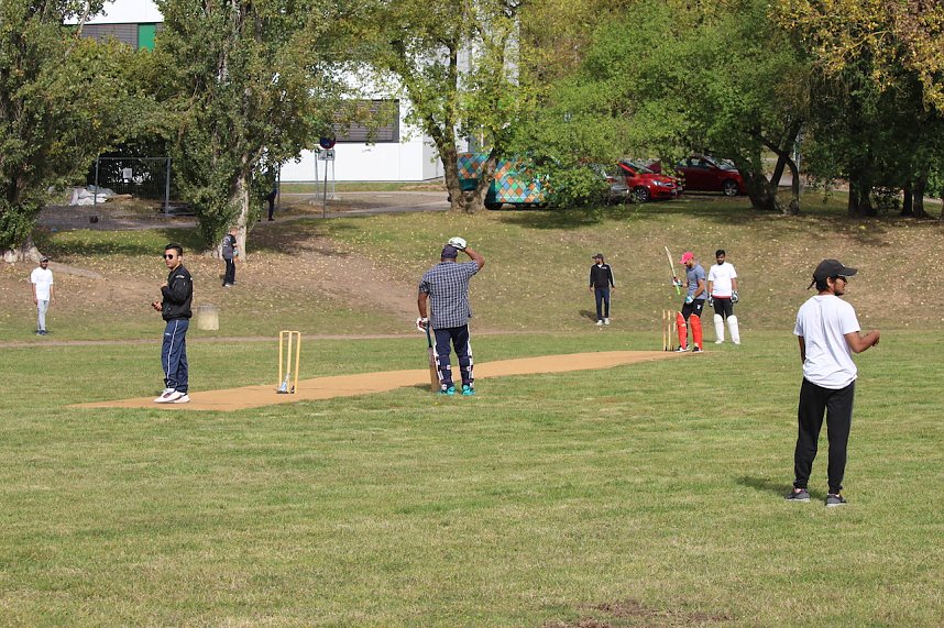 Cricket f&uuml;r jedermann auf dem Nordh&auml;user Campus