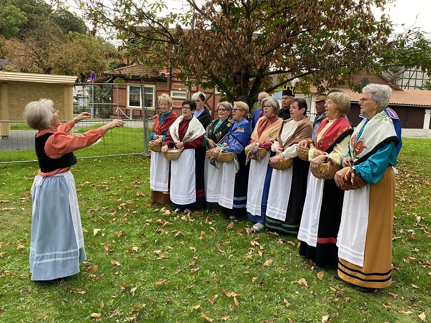 Neust&auml;dter Trachtengruppe