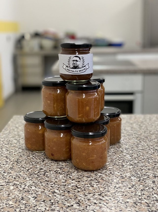 Marmeladenproduktion in der Bertolt-Brecht-Grundschule