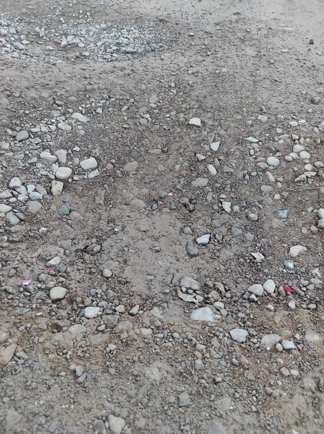 Miserabler Stra&szlig;enzustand in Auleben