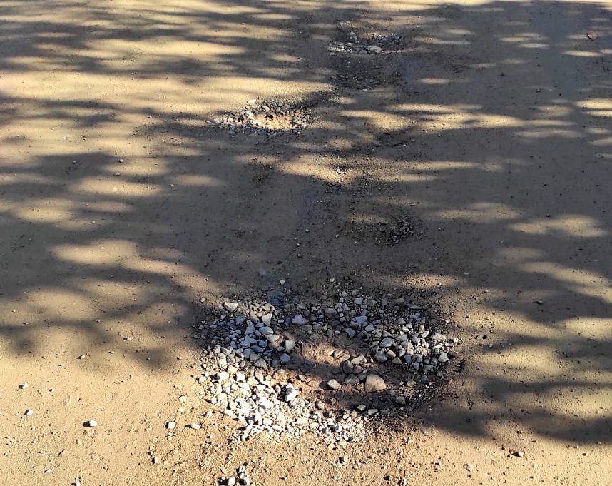 Miserabler Stra&szlig;enzustand in Auleben