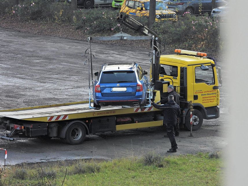 Peter Blei blickt auf den Bebelplatz