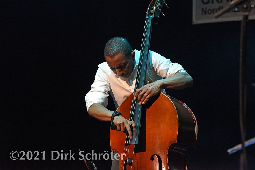 JazzRabazz mit Frederike G&auml;&szlig;lein, "Bluff" und dem "Tingvall Trio"