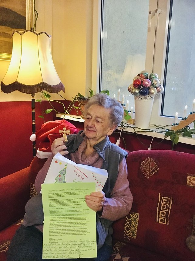 Weihnachtsgr&uuml;&szlig;e f&uuml;r das Pflegeheim Ossietzky-Hof