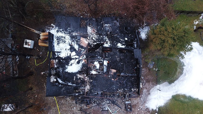 Tagesbilder vom Brandort